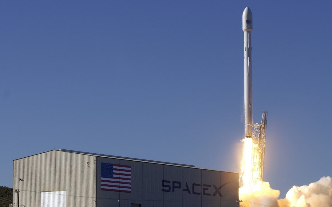 Two Companies Pursue The New Technology Of Reusable Rockets